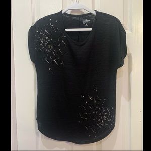 Soho jeans New York & Company  sequin front black shirt sleeve top